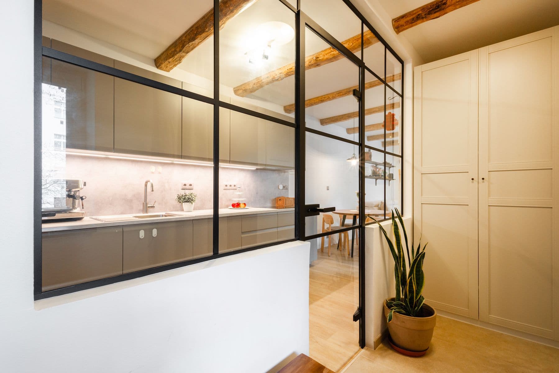 Prodej bytu 2+kk 114 m², Slavojova, Praha, Praha Prodej bytu 2+kk 114 m², Slavojova, Praha, Praha