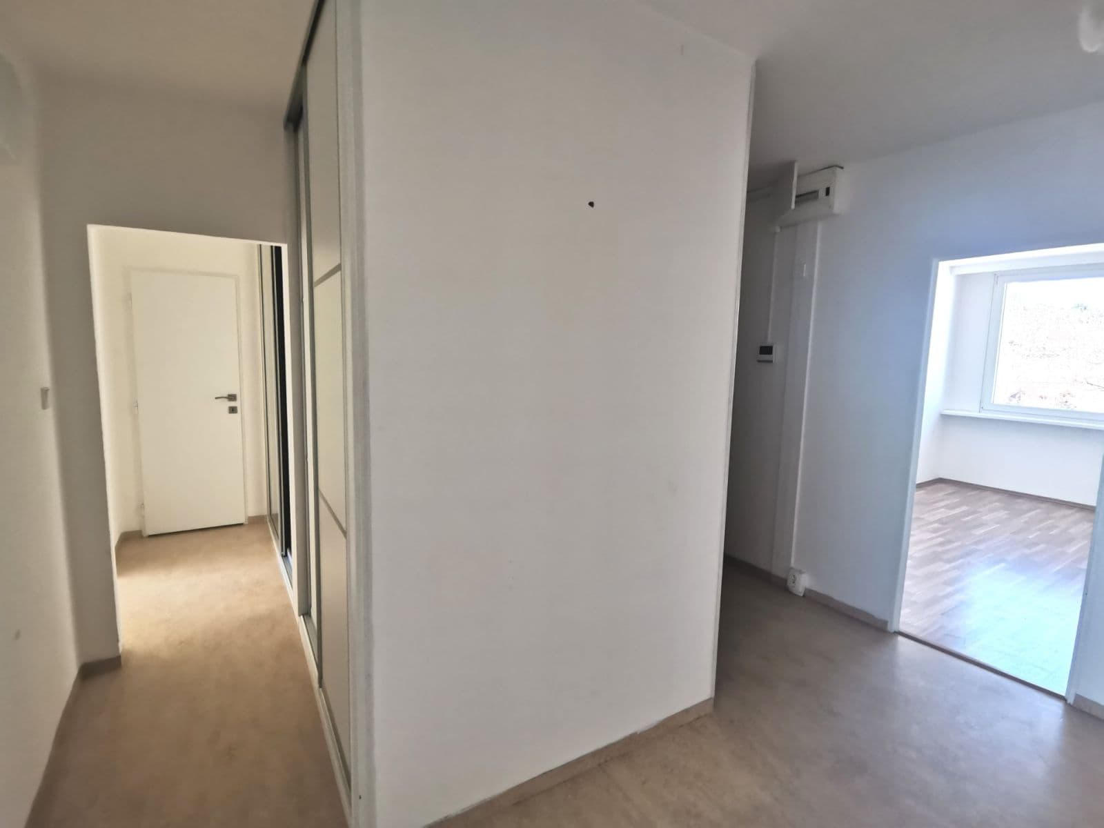 Prodej bytu 4+1 94 m², Kovářova, Praha, Praha Prodej bytu 4+1 94 m², Kovářova, Praha, Praha