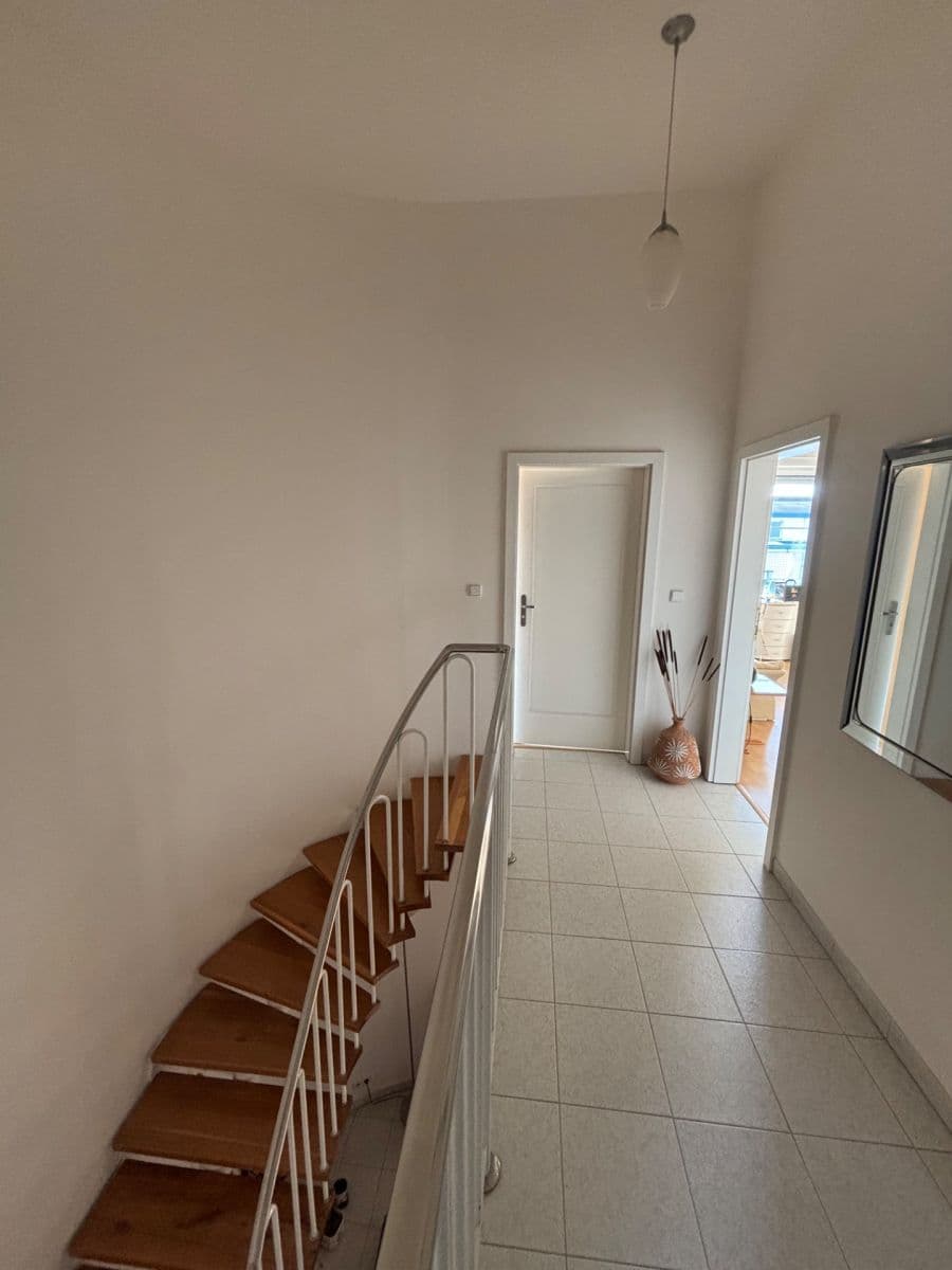 Pronájem bytu 5+1 22 m², Příkop, Brno, Jihomoravský kraj Pronájem bytu 5+1 22 m², Příkop, Brno, Jihomoravský kraj