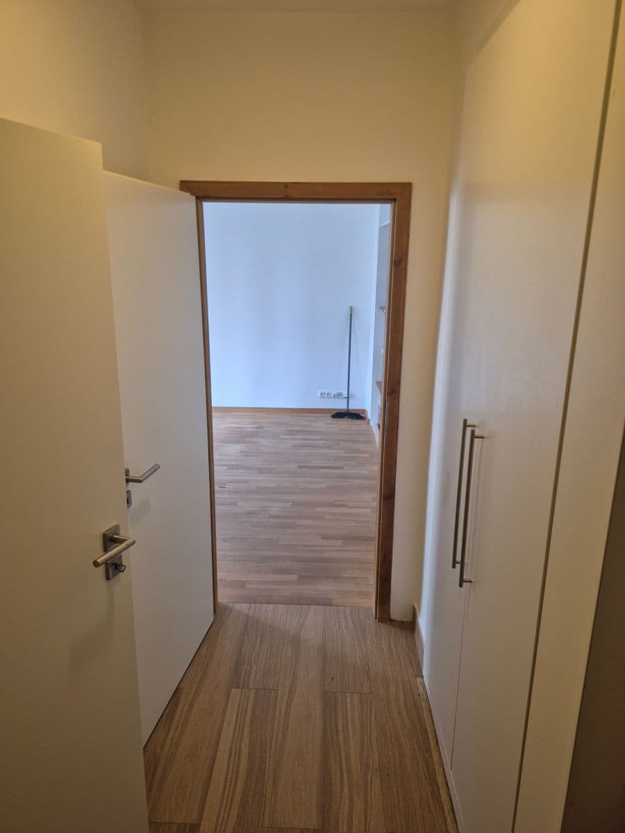 Pronájem bytu 2+kk 55 m², Kafkova, Praha, Praha Pronájem bytu 2+kk 55 m², Kafkova, Praha, Praha
