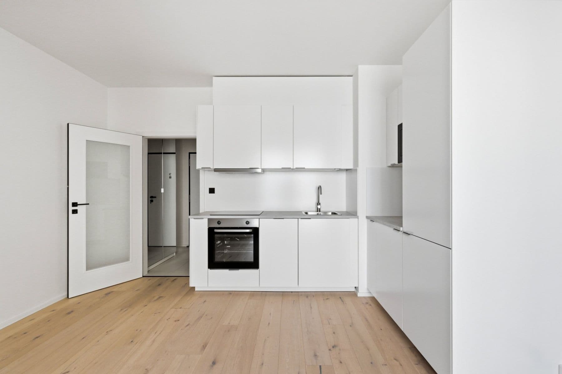 Pronájem bytu 1+kk 24 m², Krymská, Praha, Praha Pronájem bytu 1+kk 24 m², Krymská, Praha, Praha