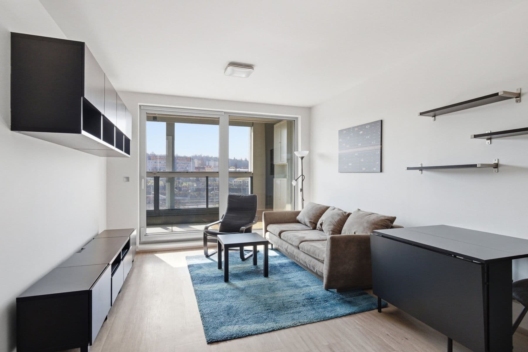 Pronájem bytu 1+kk 33 m², Českomoravská, Praha, Praha Pronájem bytu 1+kk 33 m², Českomoravská, Praha, Praha