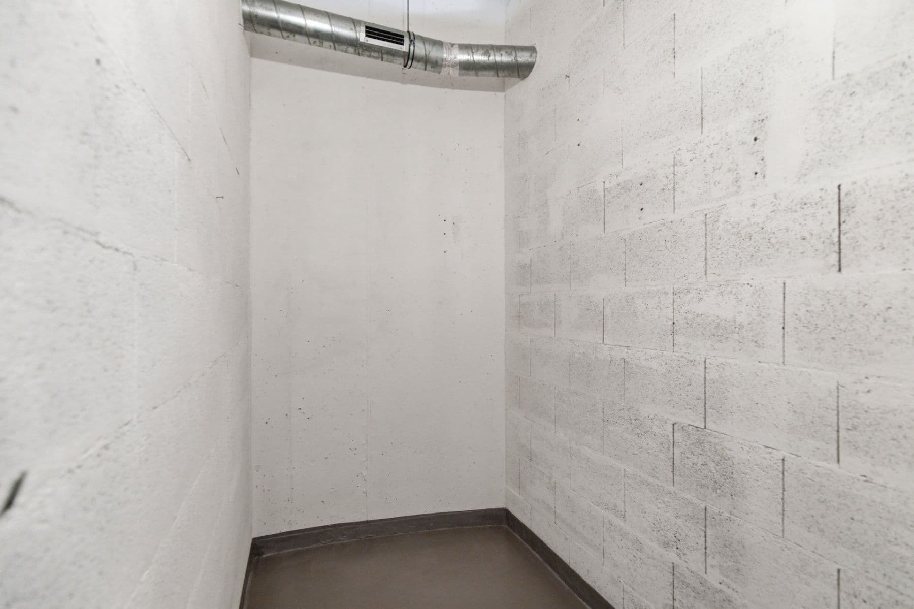 Pronájem bytu 1+kk 33 m², Českomoravská, Praha, Praha Pronájem bytu 1+kk 33 m², Českomoravská, Praha, Praha