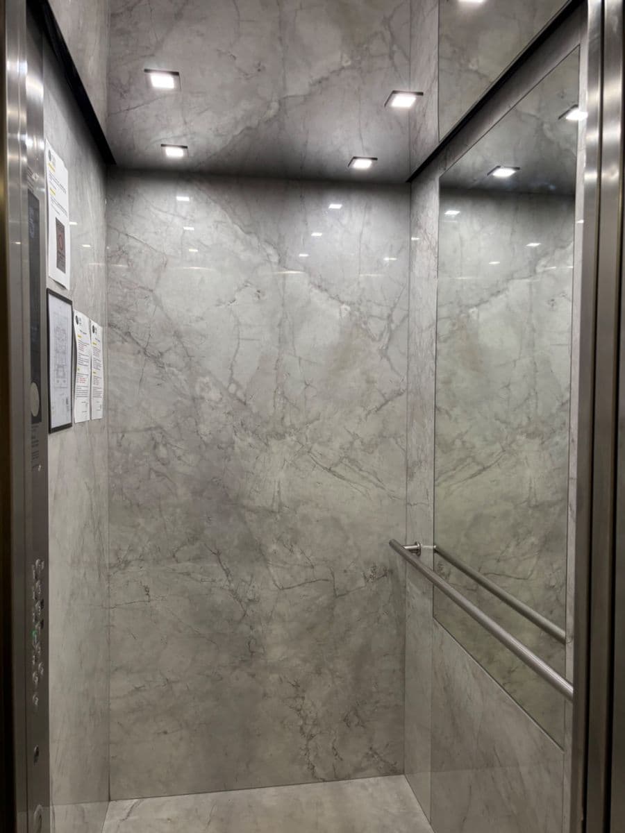 Pronájem bytu 2+kk 65 m², Rohanské nábřeží, Praha, Praha Pronájem bytu 2+kk 65 m², Rohanské nábřeží, Praha, Praha