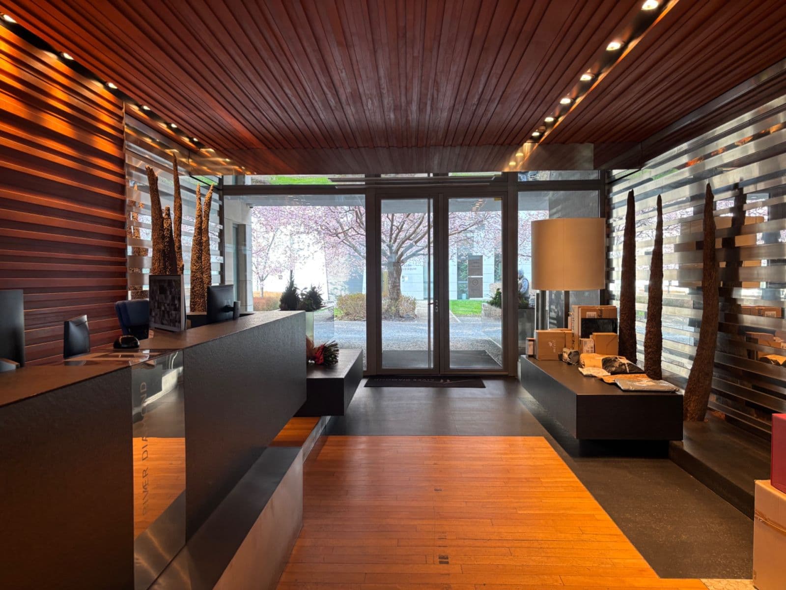 Pronájem bytu 2+kk 65 m², Rohanské nábřeží, Praha, Praha Pronájem bytu 2+kk 65 m², Rohanské nábřeží, Praha, Praha