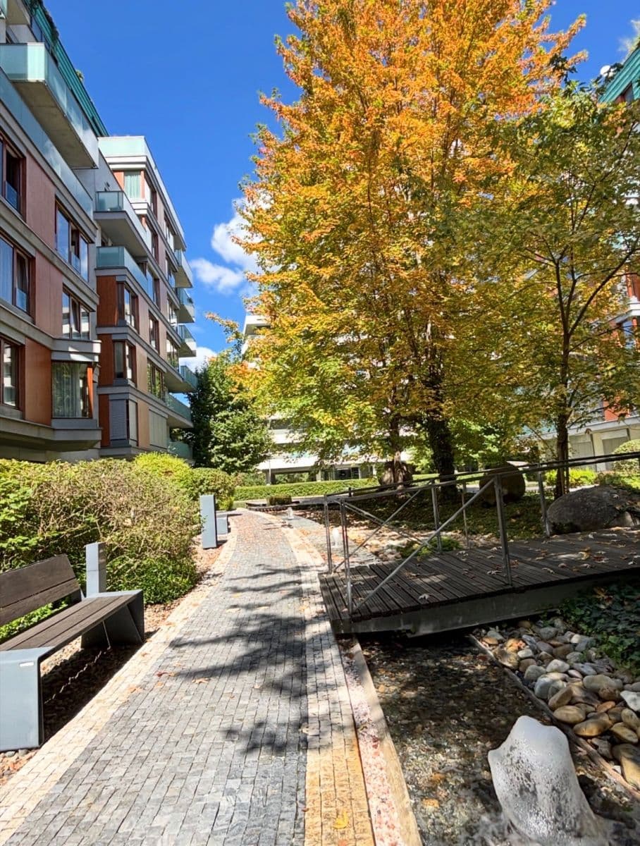 Pronájem bytu 2+kk 65 m², Rohanské nábřeží, Praha, Praha Pronájem bytu 2+kk 65 m², Rohanské nábřeží, Praha, Praha