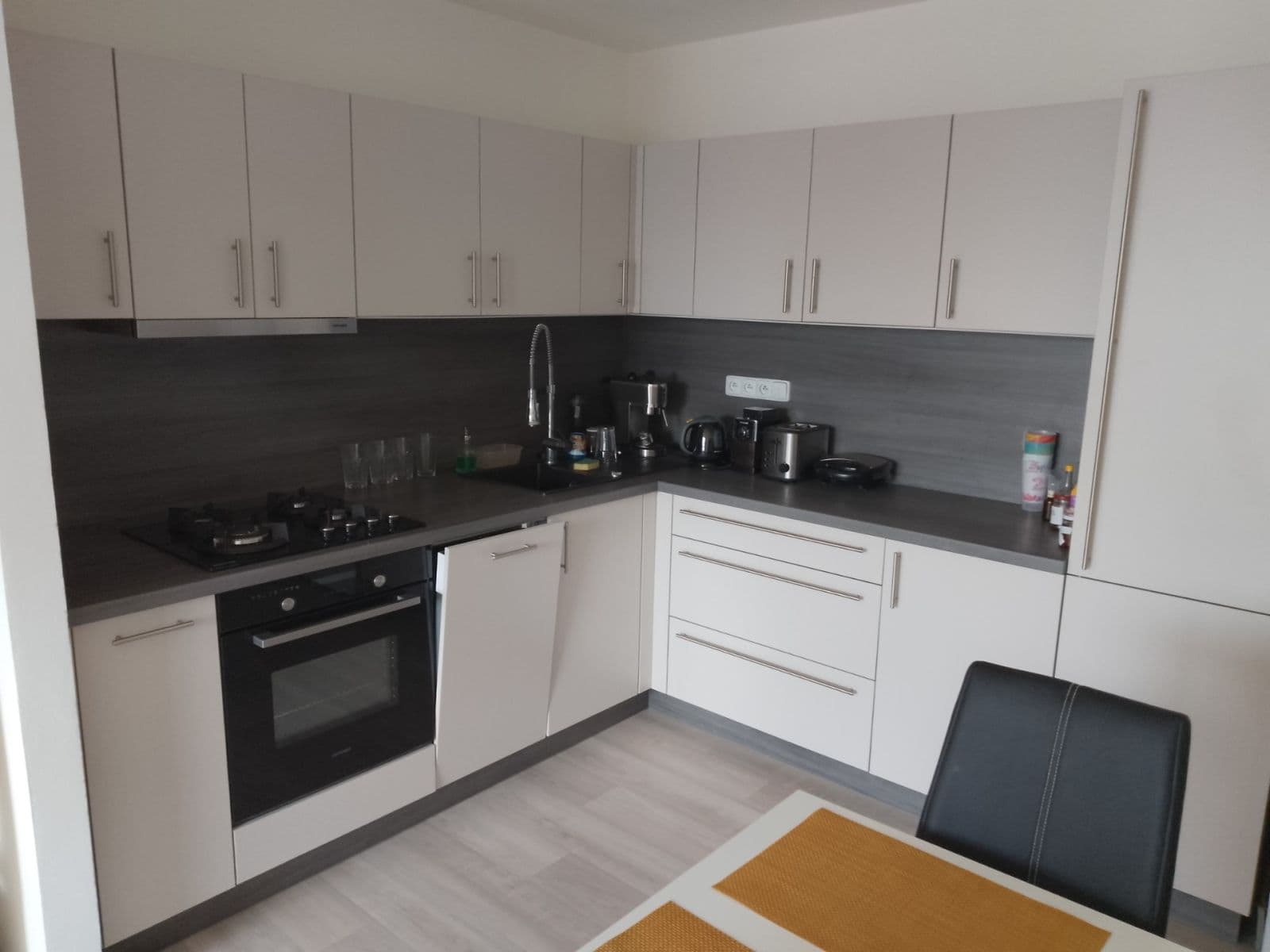 Pronájem bytu 2+kk 50 m², Za Prachárnou, Jihlava, Kraj Vysočina Pronájem bytu 2+kk 50 m², Za Prachárnou, Jihlava, Kraj Vysočina