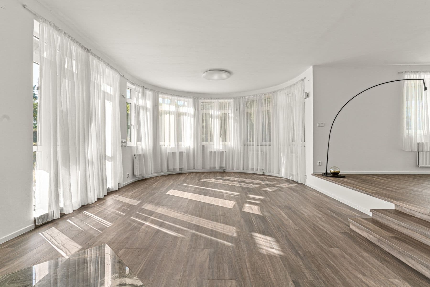 Prodej domu 591 m², pozemek 1.275 m², Skuhrovecká, Mnichovice, Středočeský kraj Prodej domu 591 m², pozemek 1.275 m², Skuhrovecká, Mnichovice, Středočeský kraj