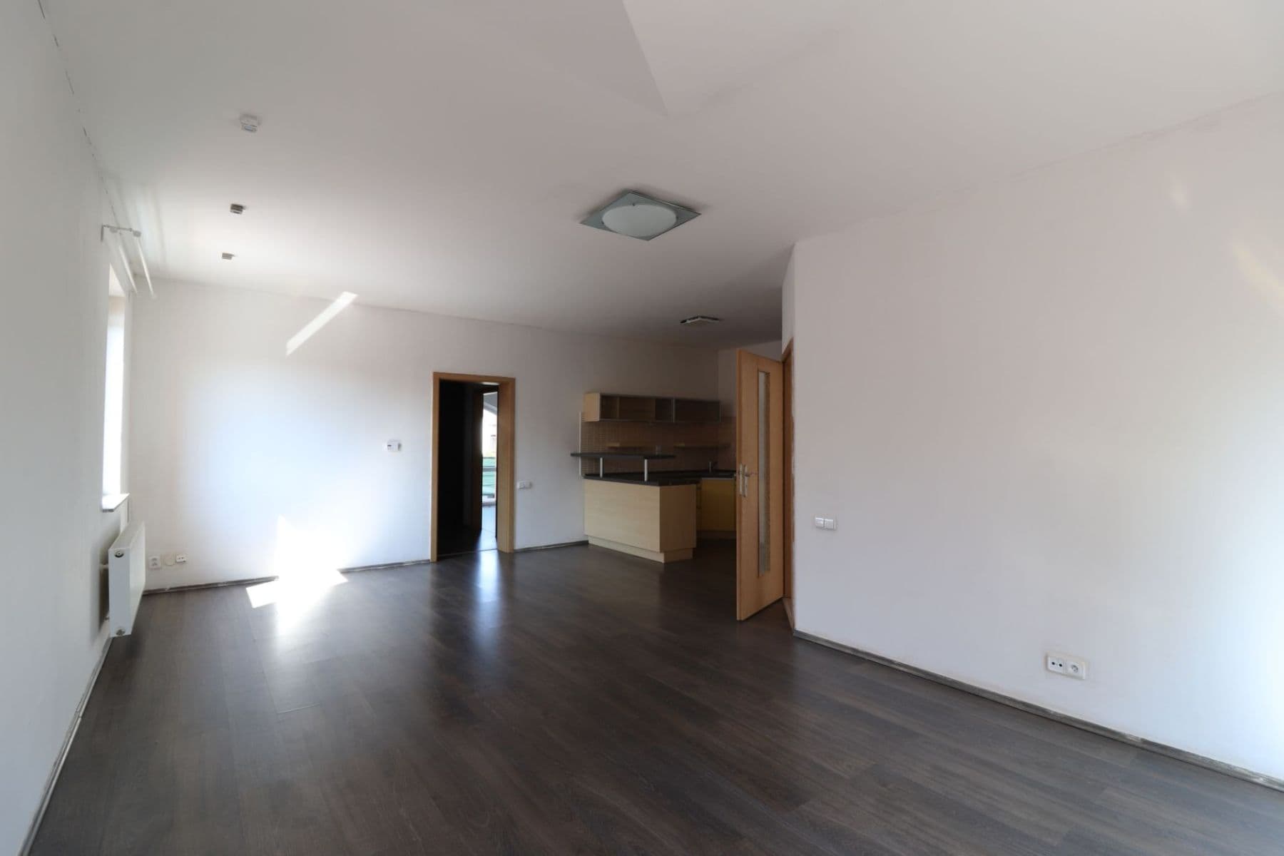 Pronájem bytu 3+kk 77 m², Za Hotelem, Nupaky, Středočeský kraj Pronájem bytu 3+kk 77 m², Za Hotelem, Nupaky, Středočeský kraj