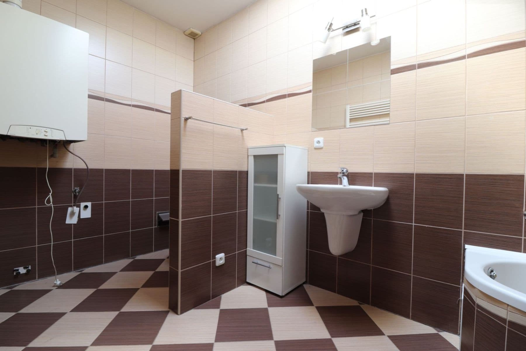 Pronájem bytu 3+kk 77 m², Za Hotelem, Nupaky, Středočeský kraj Pronájem bytu 3+kk 77 m², Za Hotelem, Nupaky, Středočeský kraj