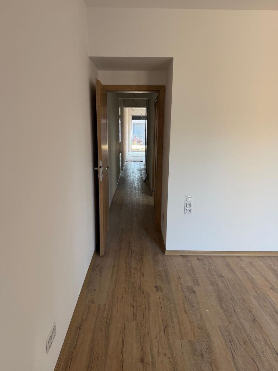 Pronájem domu 87 m², pozemek 44 m², Ostružinová, Tábor, Jihočeský kraj Pronájem domu 87 m², pozemek 44 m², Ostružinová, Tábor, Jihočeský kraj