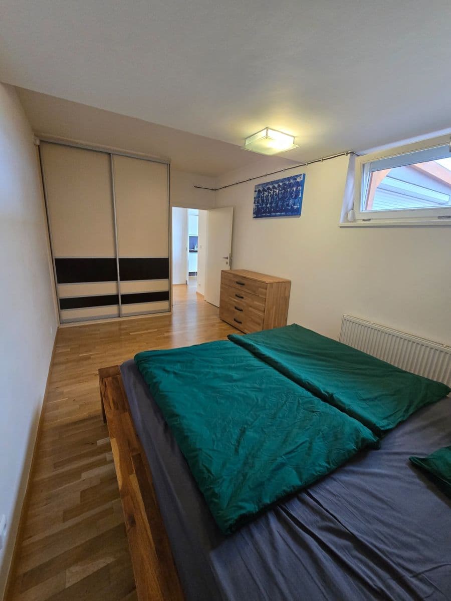 Pronájem bytu 2+kk 60 m², Spinozova, Praha, Praha Pronájem bytu 2+kk 60 m², Spinozova, Praha, Praha