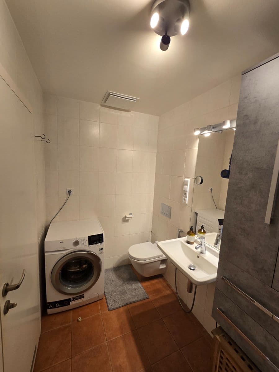Pronájem bytu 2+kk 60 m², Spinozova, Praha, Praha Pronájem bytu 2+kk 60 m², Spinozova, Praha, Praha