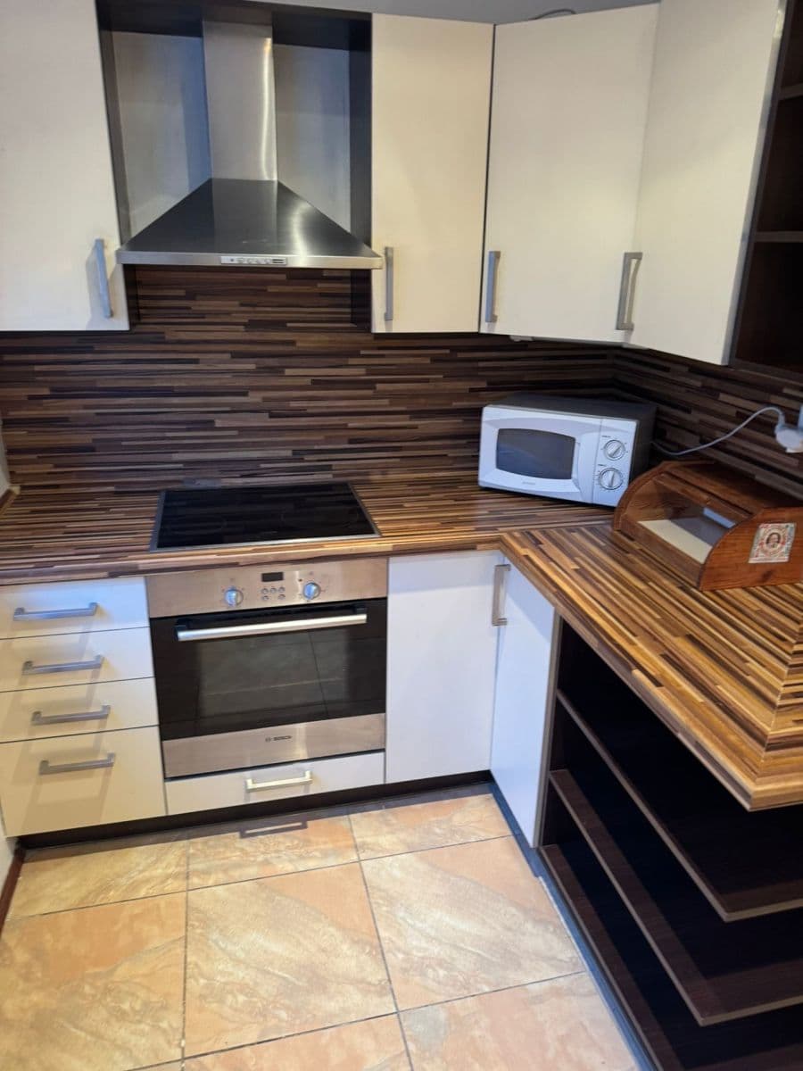 Pronájem bytu 2+1 52 m², Roztoky, Středočeský kraj Pronájem bytu 2+1 52 m², Roztoky, Středočeský kraj