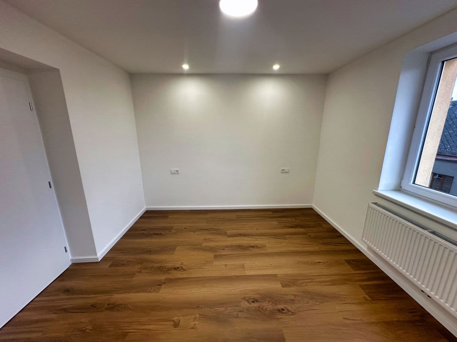 Prodej bytu 2+1 54 m², Nádražní, Jindřichův Hradec, Jihočeský kraj Prodej bytu 2+1 54 m², Nádražní, Jindřichův Hradec, Jihočeský kraj