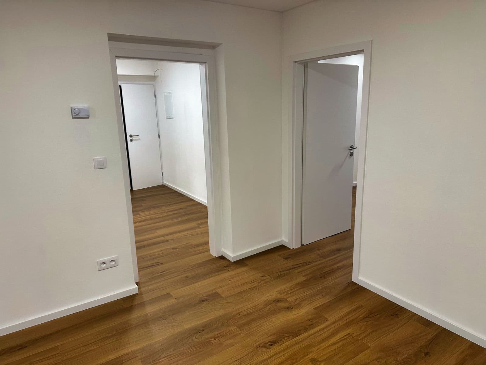 Prodej bytu 2+1 54 m², Nádražní, Jindřichův Hradec, Jihočeský kraj Prodej bytu 2+1 54 m², Nádražní, Jindřichův Hradec, Jihočeský kraj