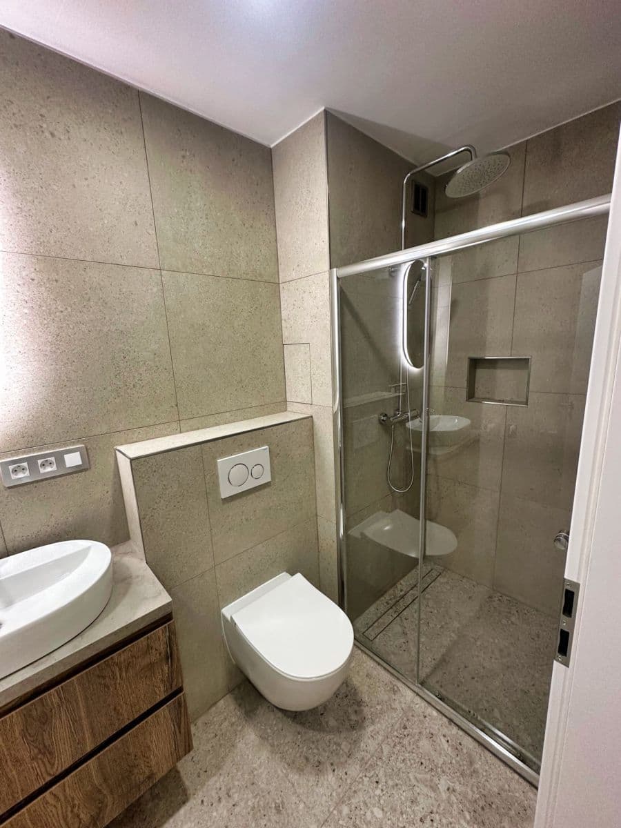 Prodej bytu 2+1 54 m², Nádražní, Jindřichův Hradec, Jihočeský kraj Prodej bytu 2+1 54 m², Nádražní, Jindřichův Hradec, Jihočeský kraj