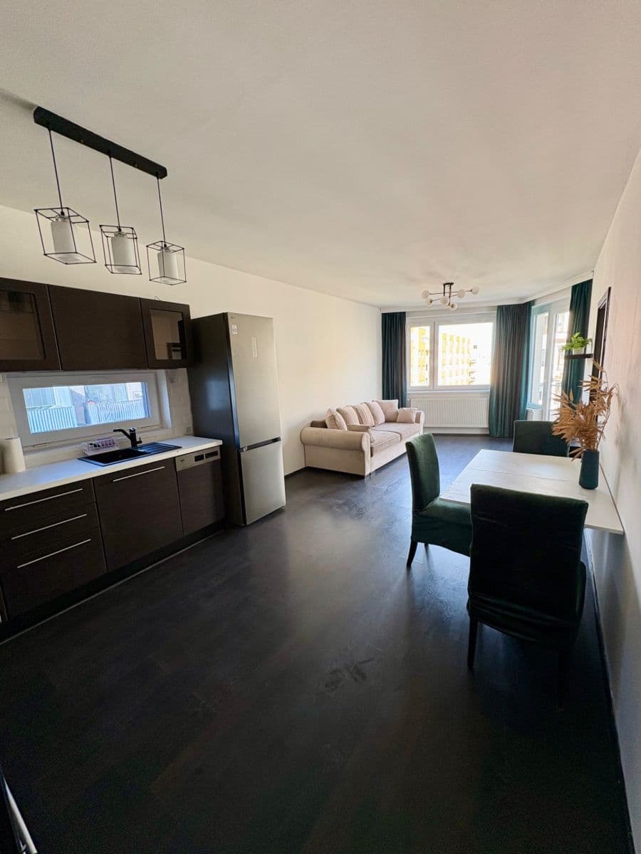Pronájem bytu 2+kk 57 m², Makedonská, Praha, Praha Pronájem bytu 2+kk 57 m², Makedonská, Praha, Praha