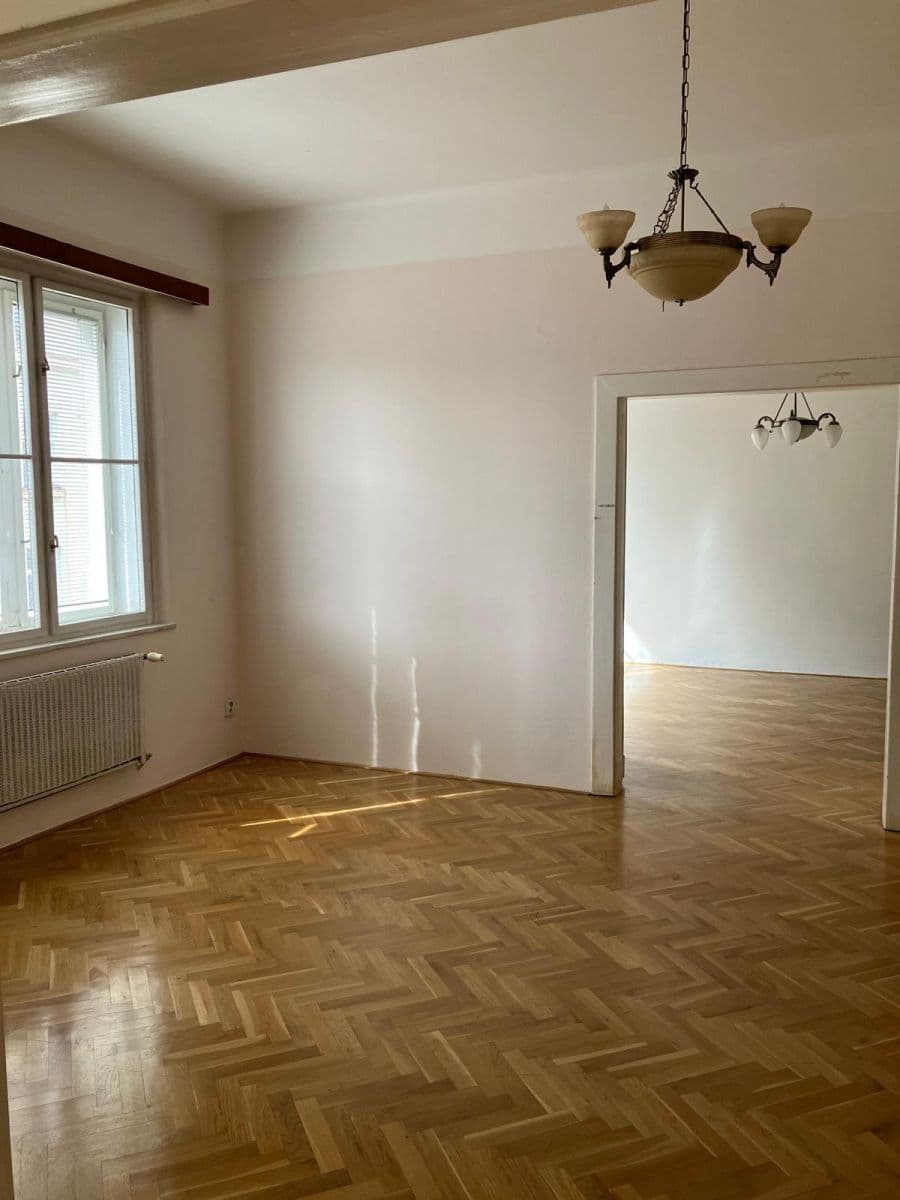 Pronájem bytu 3+1 105 m², Václavkova, Praha, Praha Pronájem bytu 3+1 105 m², Václavkova, Praha, Praha