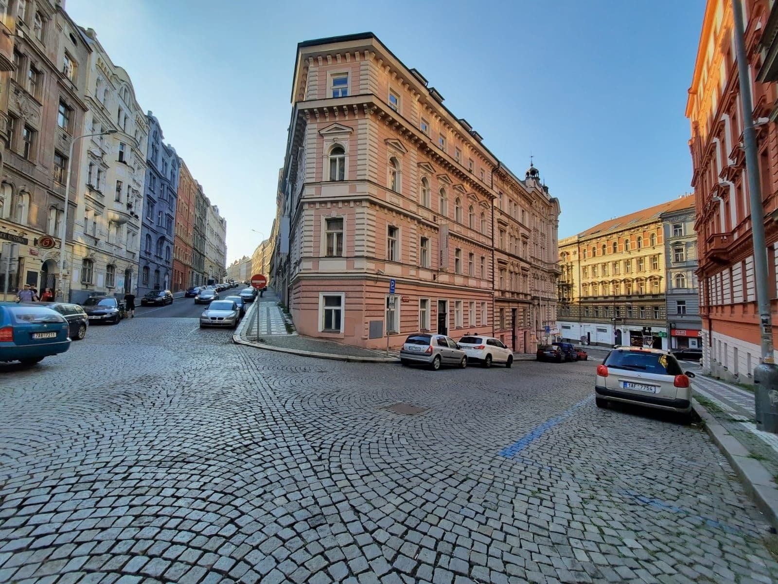 Prodej bytu 1+kk 35 m², Orebitská, Praha, Praha Prodej bytu 1+kk 35 m², Orebitská, Praha, Praha