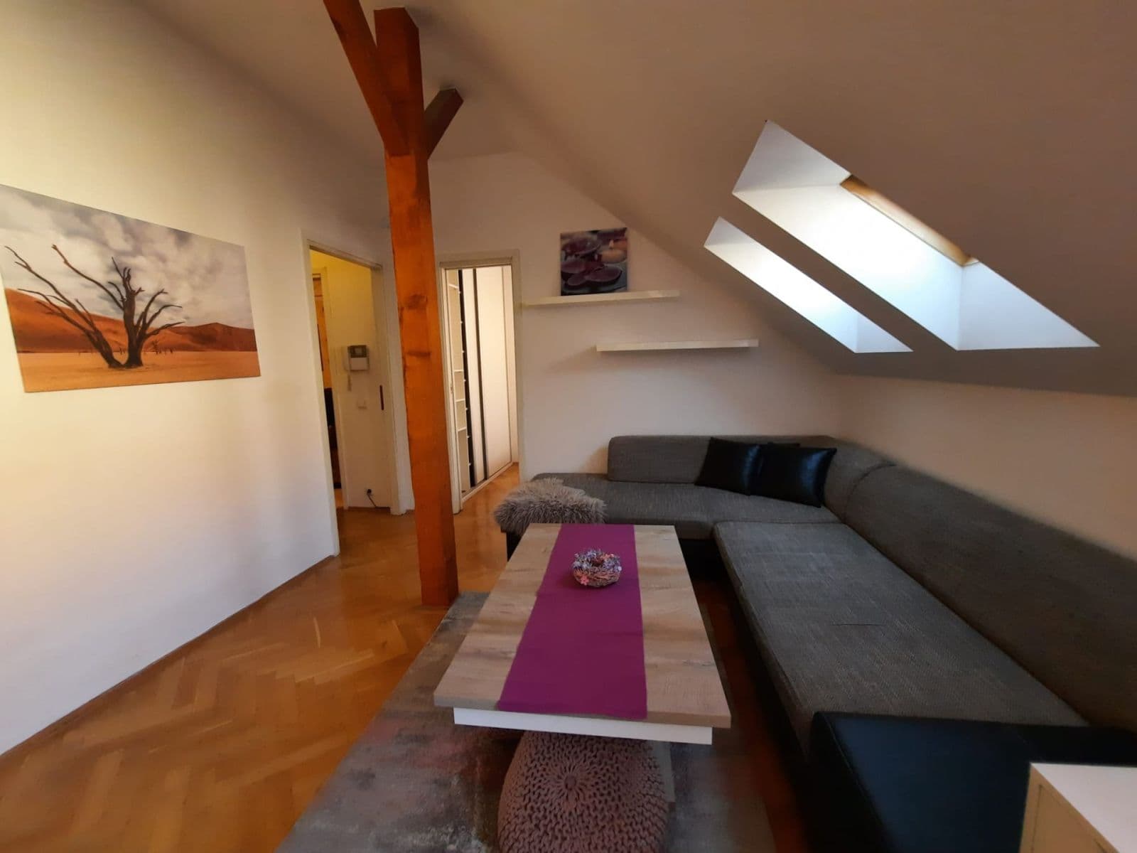 Prodej bytu 1+kk 35 m², Orebitská, Praha, Praha Prodej bytu 1+kk 35 m², Orebitská, Praha, Praha