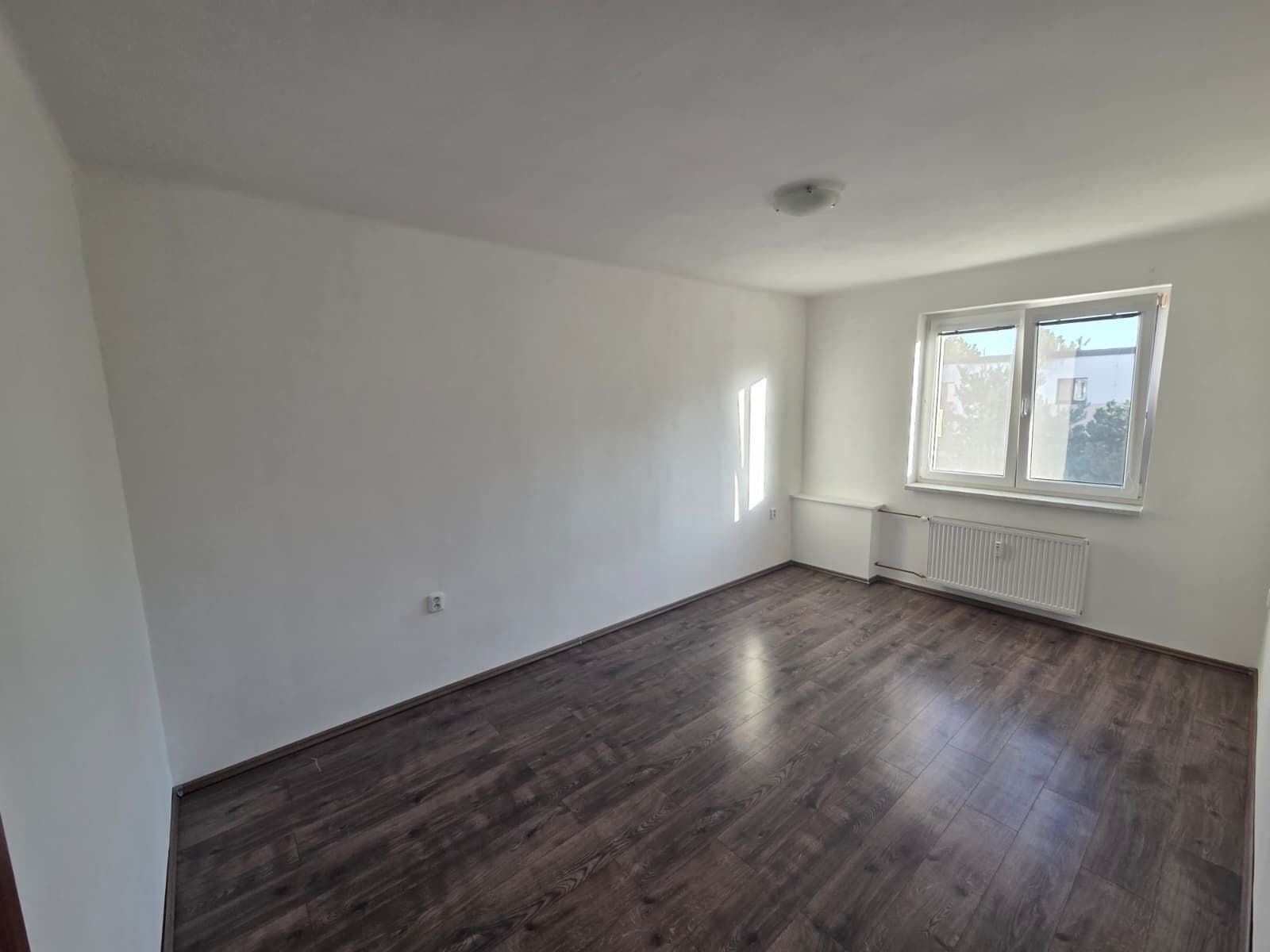 Pronájem bytu 2+1 54 m², Medkova, Hradec Králové, Královéhradecký kraj Pronájem bytu 2+1 54 m², Medkova, Hradec Králové, Královéhradecký kraj