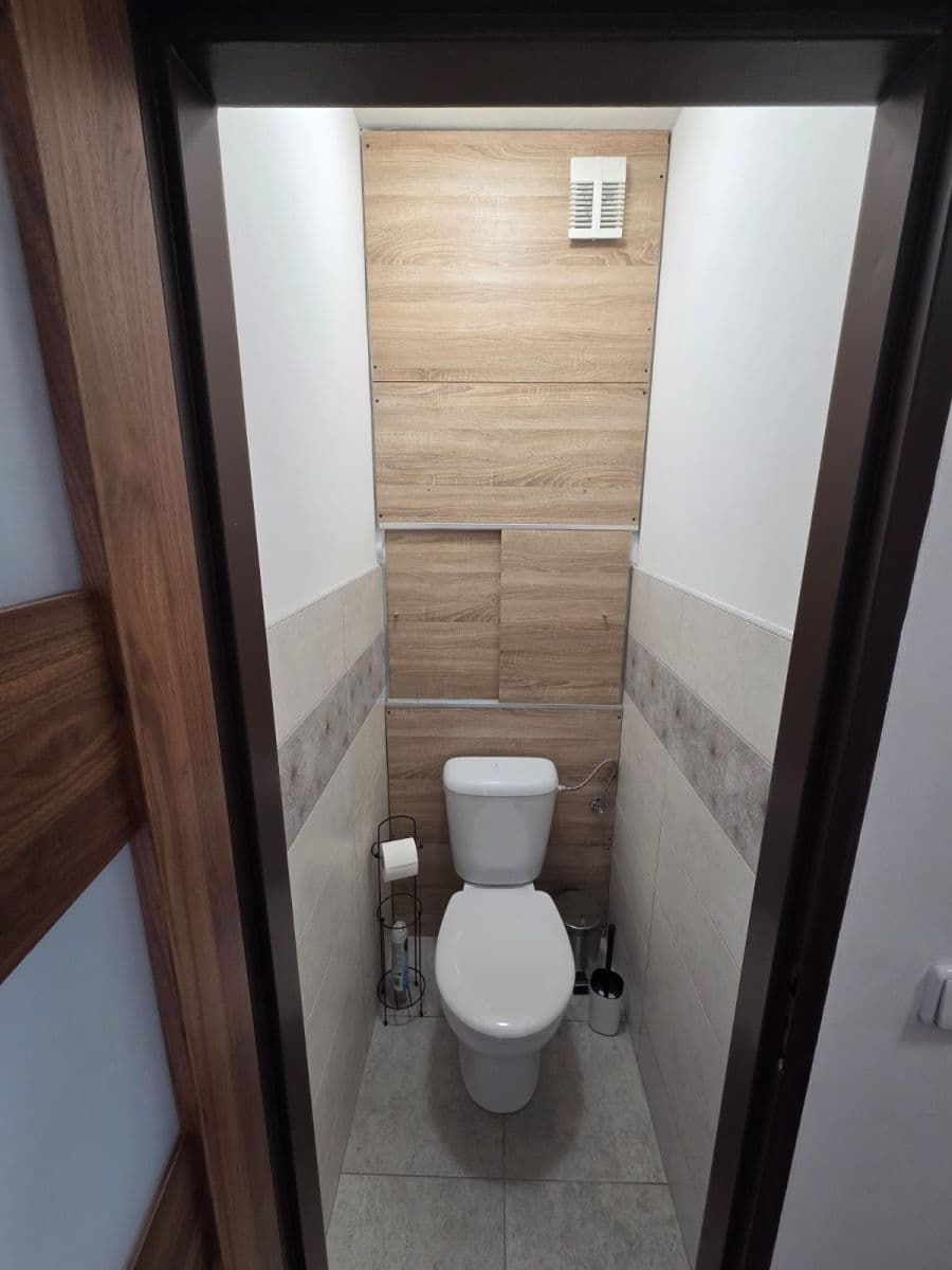 Pronájem bytu 2+1 54 m², Medkova, Hradec Králové, Královéhradecký kraj Pronájem bytu 2+1 54 m², Medkova, Hradec Králové, Královéhradecký kraj