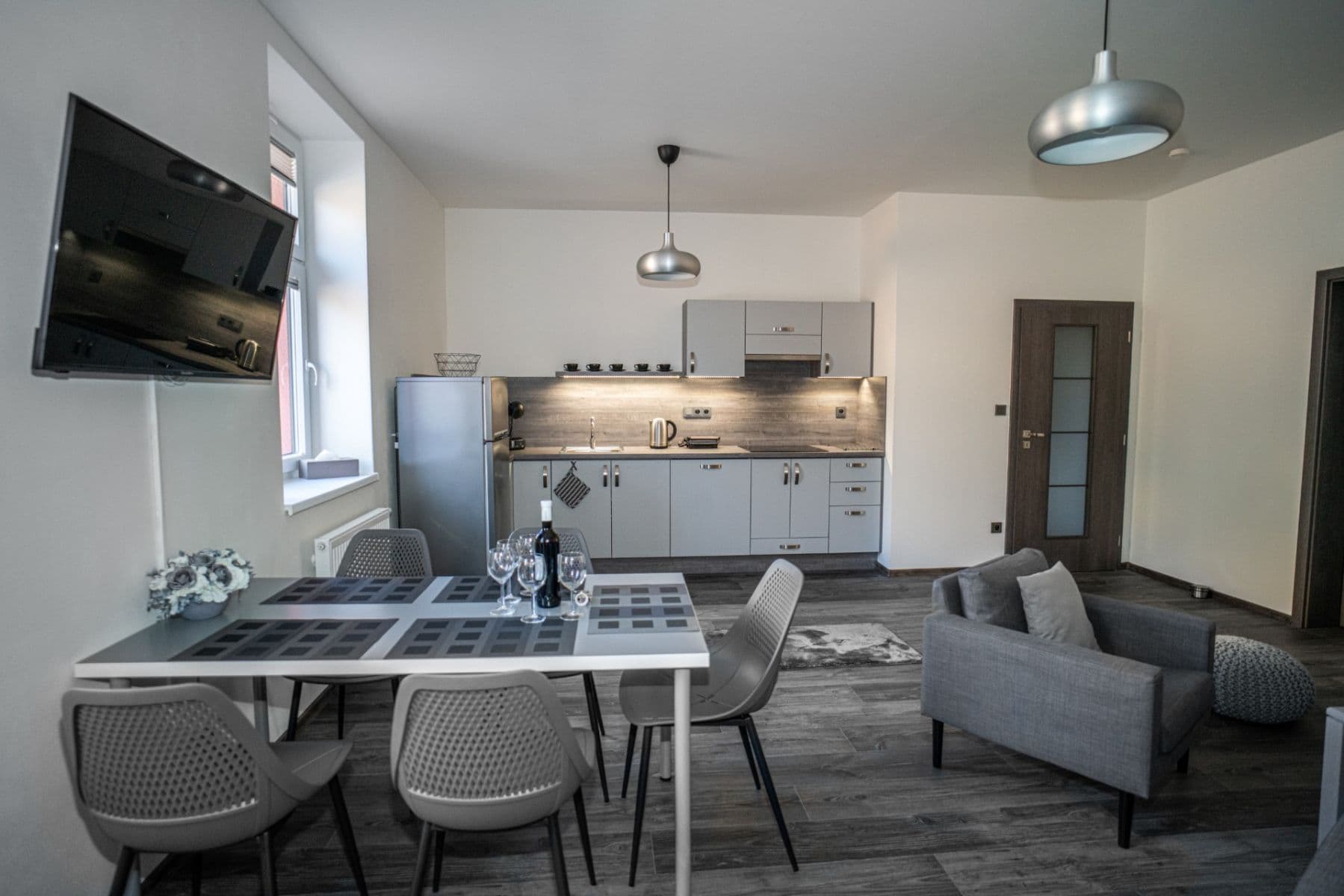 Prodej domu 550 m², pozemek 1.494 m², Polská, Trutnov, Královéhradecký kraj Prodej domu 550 m², pozemek 1.494 m², Polská, Trutnov, Královéhradecký kraj