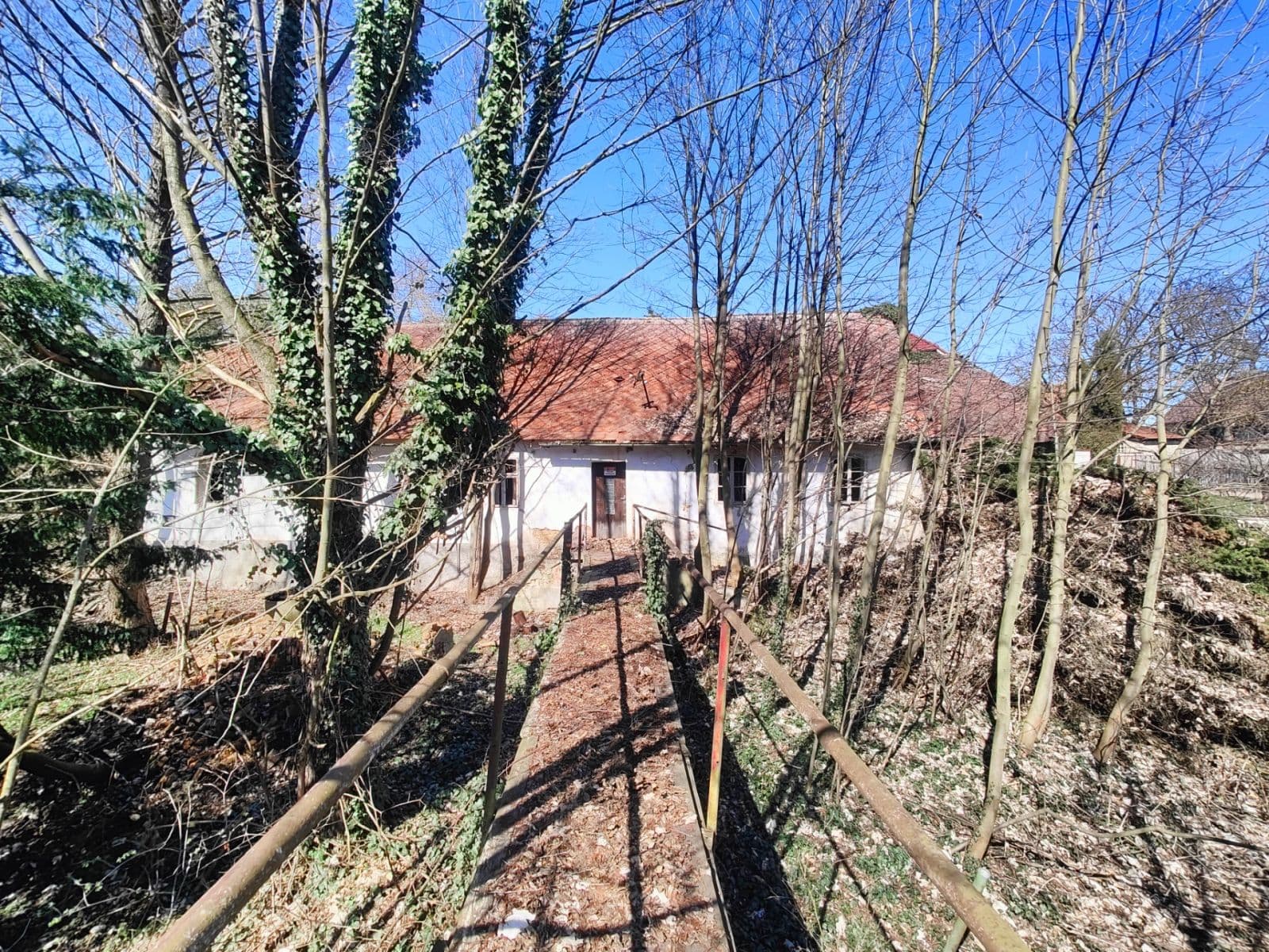 Prodej domu 133 m², pozemek 456 m², Hracholusky, Středočeský kraj Prodej domu 133 m², pozemek 456 m², Hracholusky, Středočeský kraj