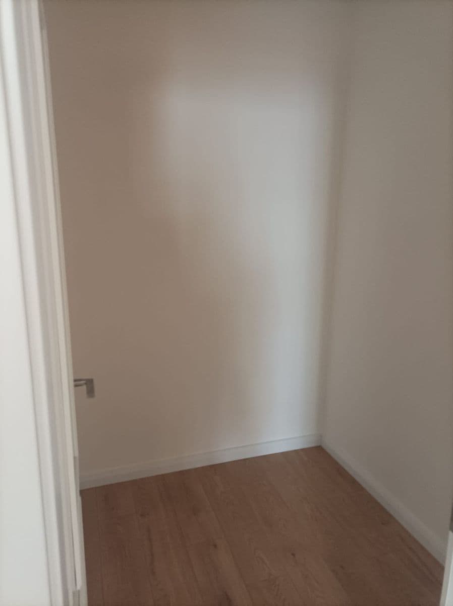 Pronájem bytu 2+kk 57 m², Varšavská, Praha, Praha Pronájem bytu 2+kk 57 m², Varšavská, Praha, Praha