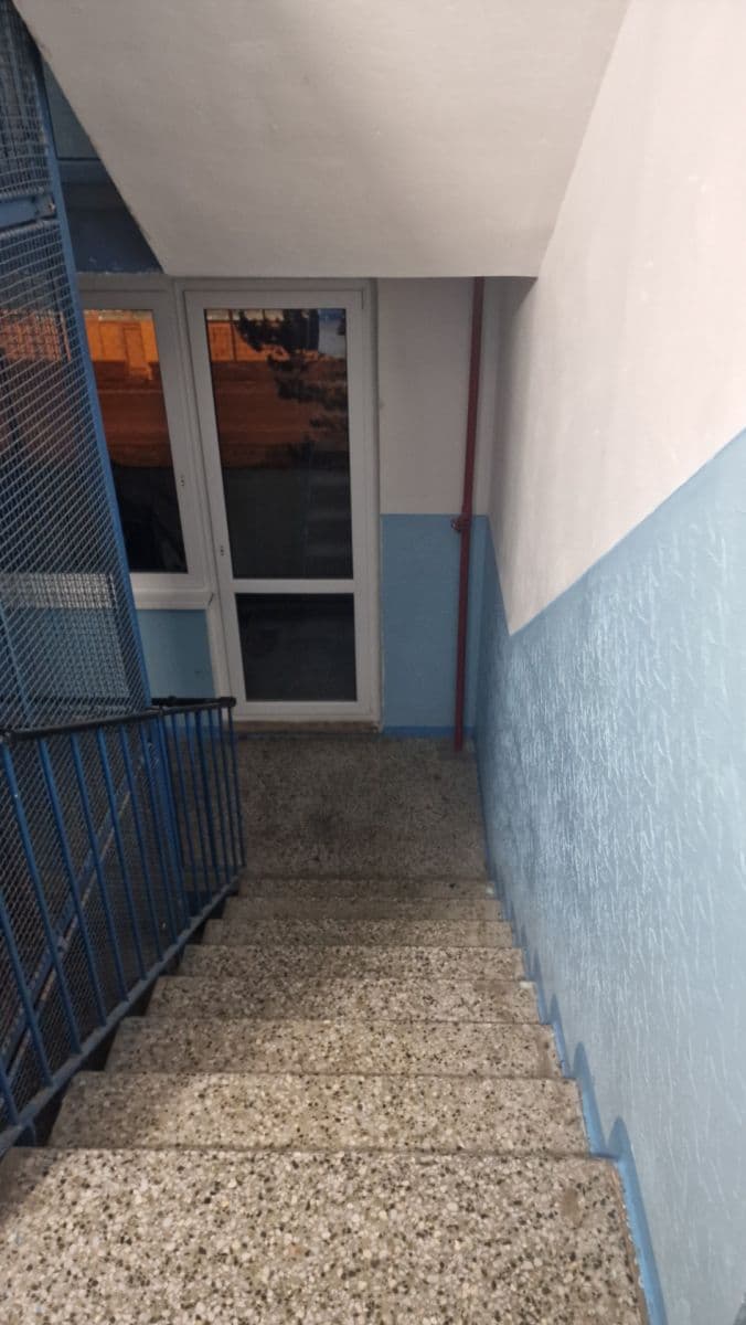 Pronájem bytu 2+1 60 m², Kamenná, Chomutov, Ústecký kraj Pronájem bytu 2+1 60 m², Kamenná, Chomutov, Ústecký kraj