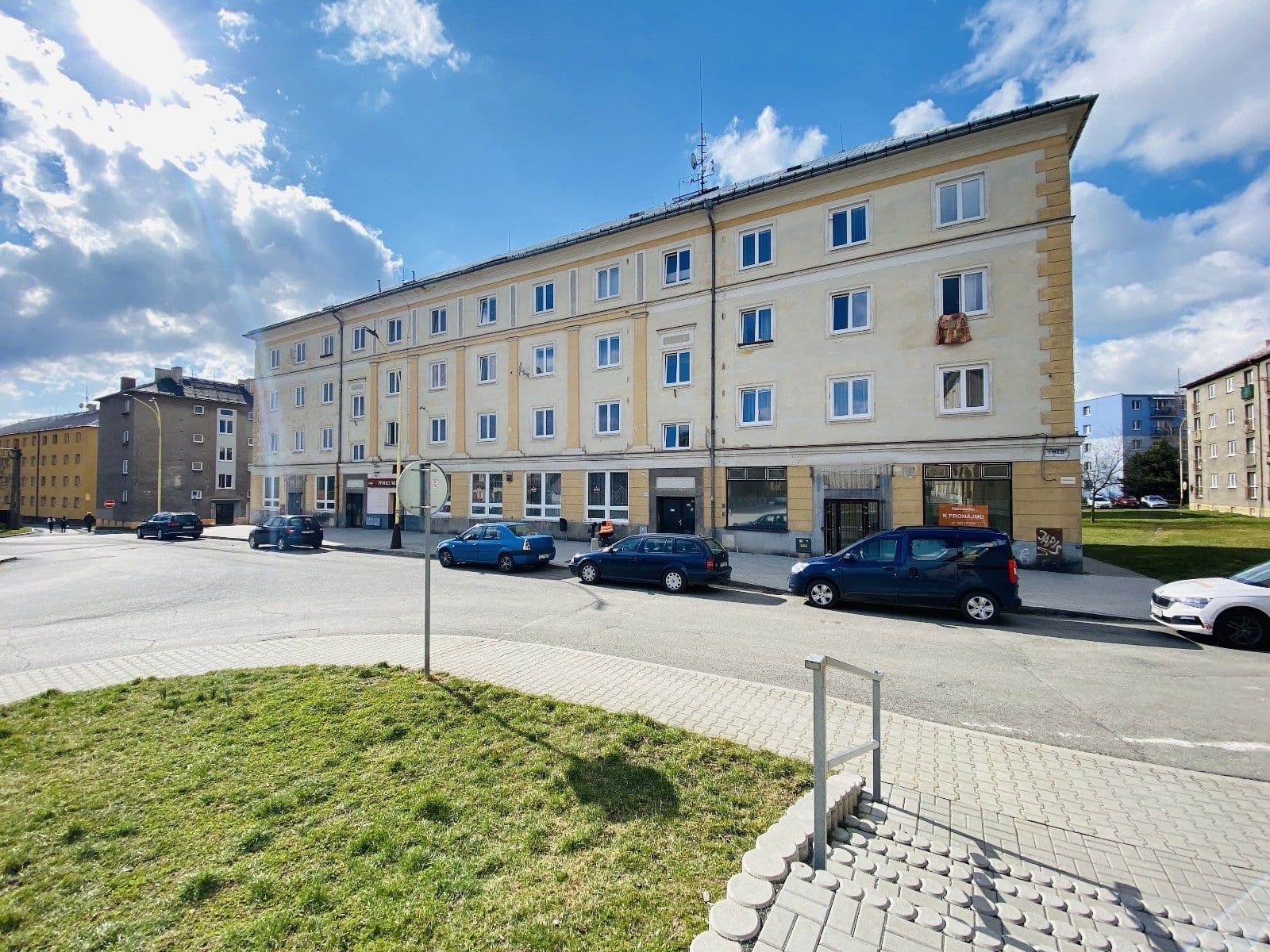 Pronájem bytu 2+1 56 m², 1. máje, Hlučín, Moravskoslezský kraj Pronájem bytu 2+1 56 m², 1. máje, Hlučín, Moravskoslezský kraj