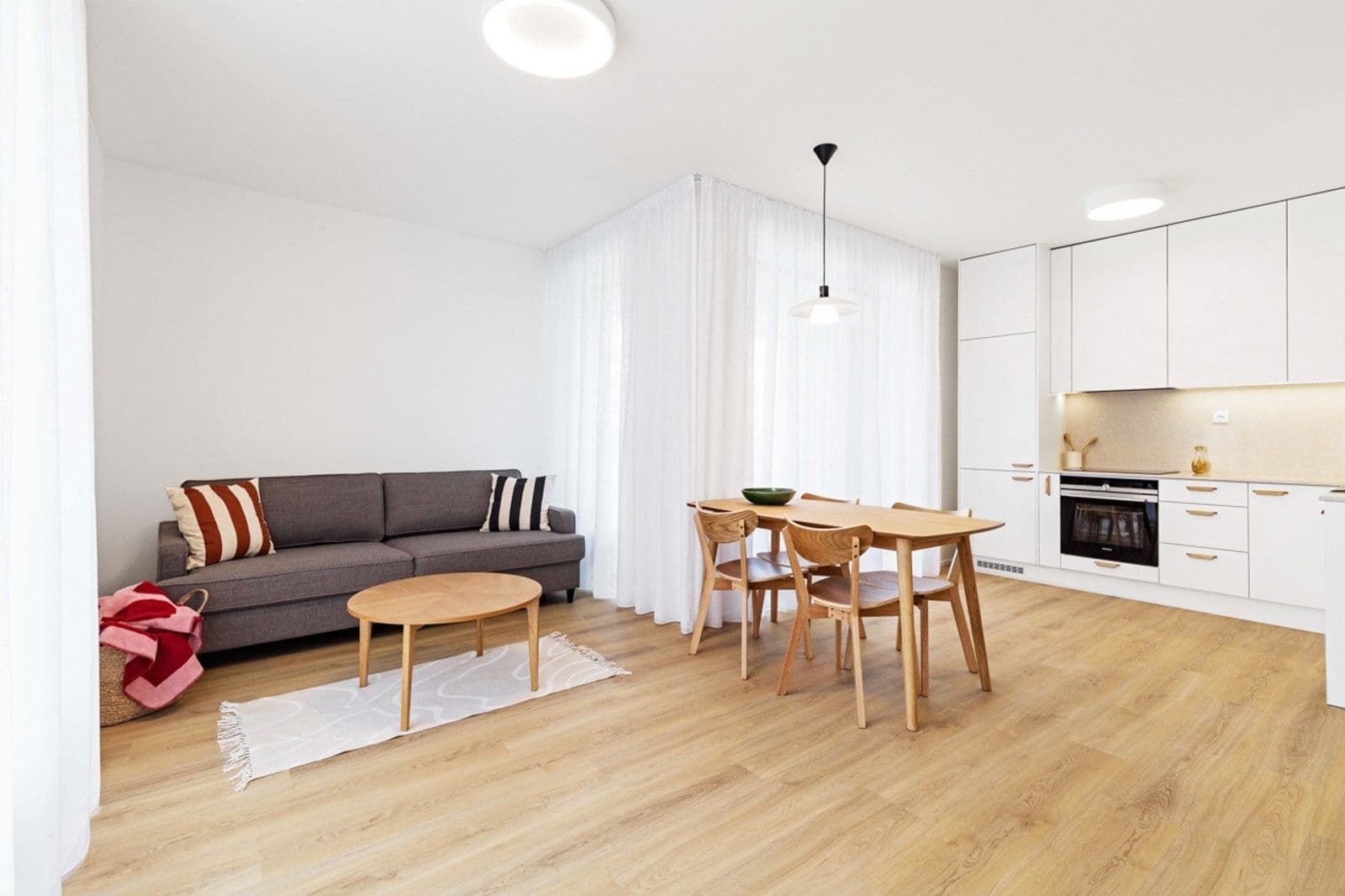 Pronájem bytu 2+kk 54 m², Vrbenského, Praha, Praha Pronájem bytu 2+kk 54 m², Vrbenského, Praha, Praha