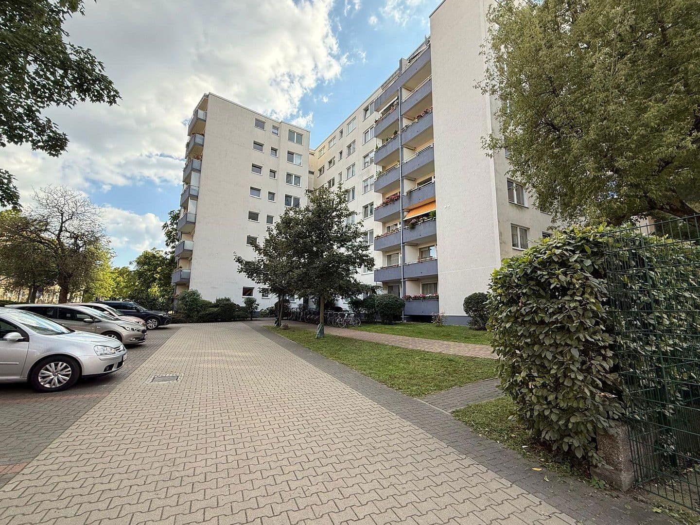 Prodej bytu 2+1 61 m², Ermslebener Weg 4, Berlin, Berlín Prodej bytu 2+1 61 m², Ermslebener Weg 4, Berlin, Berlín