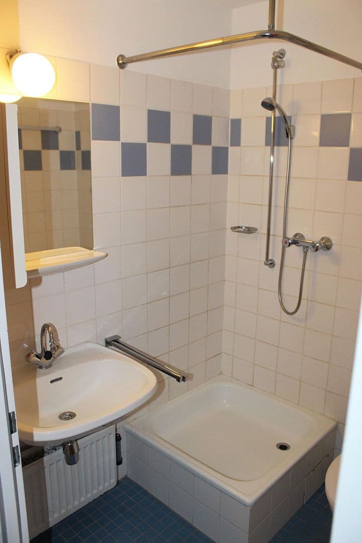 Prodej bytu 1+1 55 m², Max-Born-Straße 14, Düsseldorf, Severní Porýní-Vestfálsko Prodej bytu 1+1 55 m², Max-Born-Straße 14, Düsseldorf, Severní Porýní-Vestfálsko