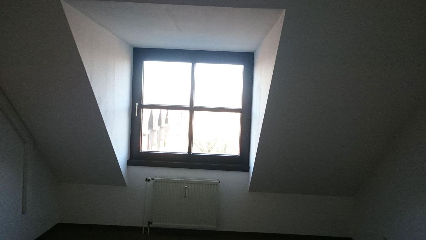 Prodej bytu 1+1 55 m², Max-Born-Straße 14, Düsseldorf, Severní Porýní-Vestfálsko Prodej bytu 1+1 55 m², Max-Born-Straße 14, Düsseldorf, Severní Porýní-Vestfálsko