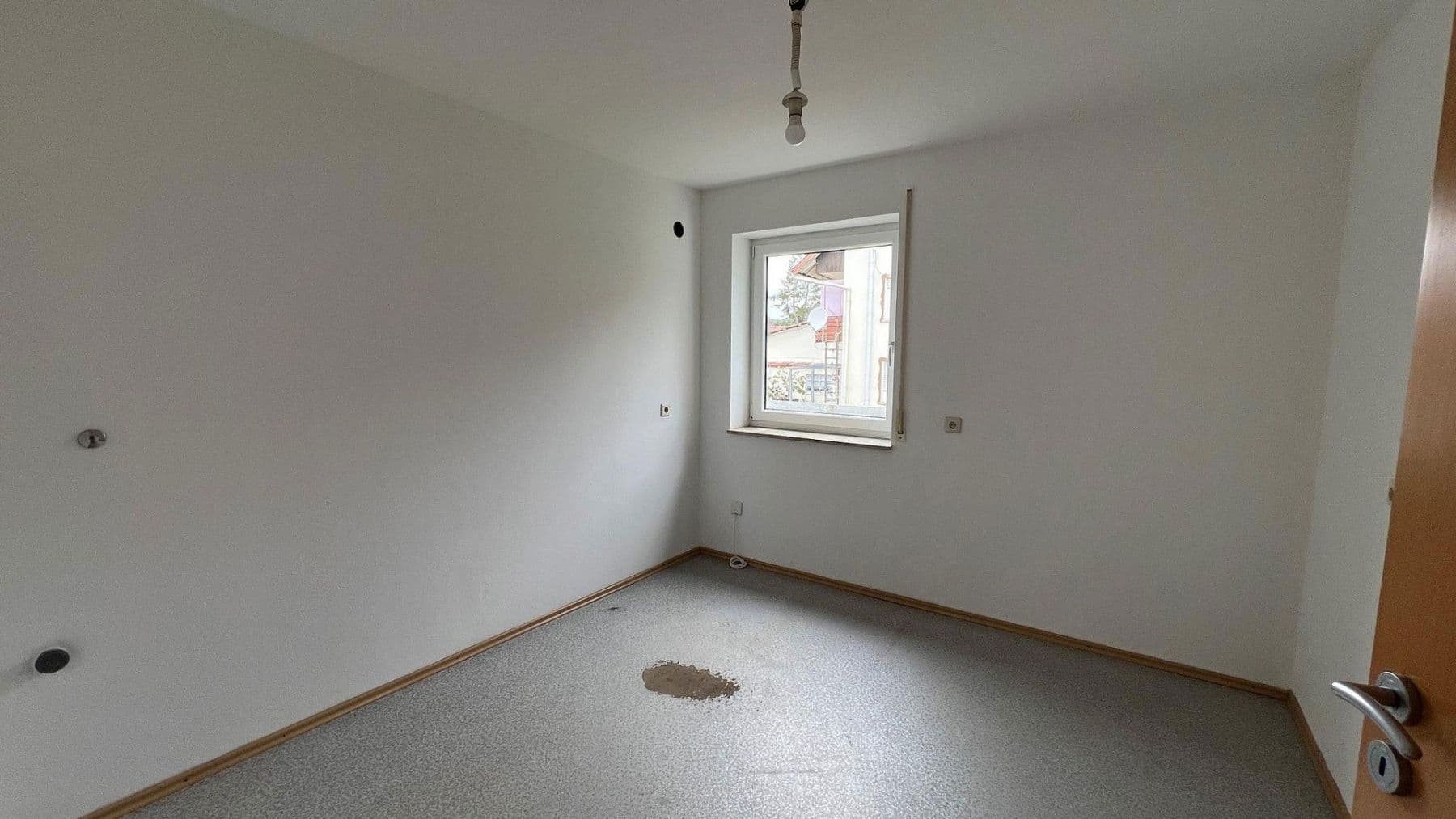 Prodej domu 125 m², pozemek 574 m², Krauchenwies, Bádensko-Württembersko Prodej domu 125 m², pozemek 574 m², Krauchenwies, Bádensko-Württembersko