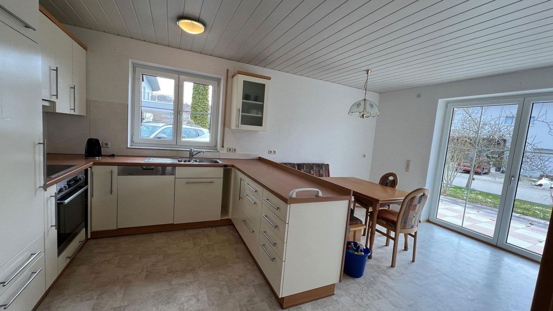 Prodej domu 125 m², pozemek 574 m², Krauchenwies, Bádensko-Württembersko Prodej domu 125 m², pozemek 574 m², Krauchenwies, Bádensko-Württembersko