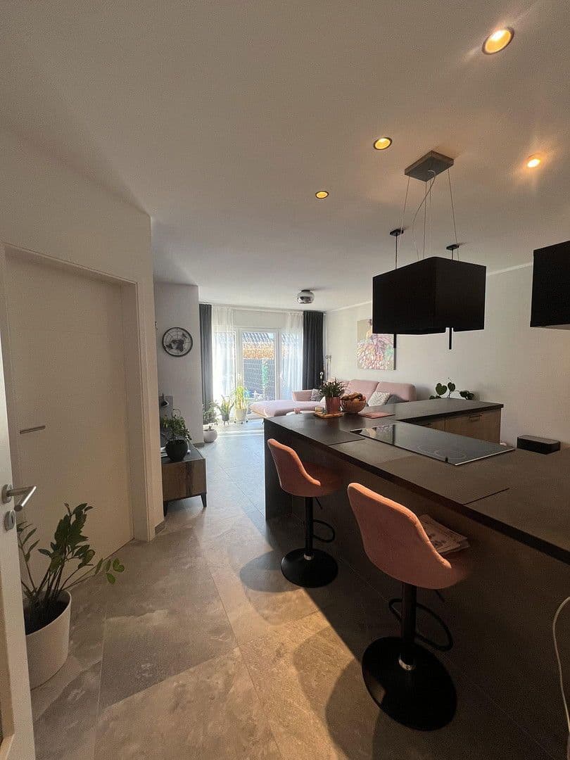 Prodej domu 250 m², pozemek 312 m², Wuppertal, Severní Porýní-Vestfálsko Prodej domu 250 m², pozemek 312 m², Wuppertal, Severní Porýní-Vestfálsko