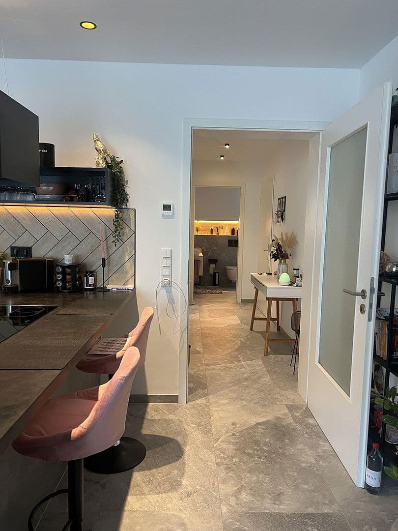 Prodej domu 250 m², pozemek 312 m², Wuppertal, Severní Porýní-Vestfálsko Prodej domu 250 m², pozemek 312 m², Wuppertal, Severní Porýní-Vestfálsko