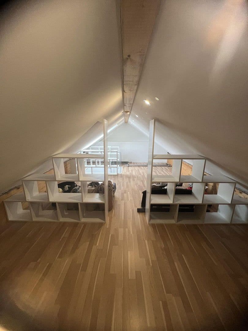 Prodej domu 250 m², pozemek 312 m², Wuppertal, Severní Porýní-Vestfálsko Prodej domu 250 m², pozemek 312 m², Wuppertal, Severní Porýní-Vestfálsko