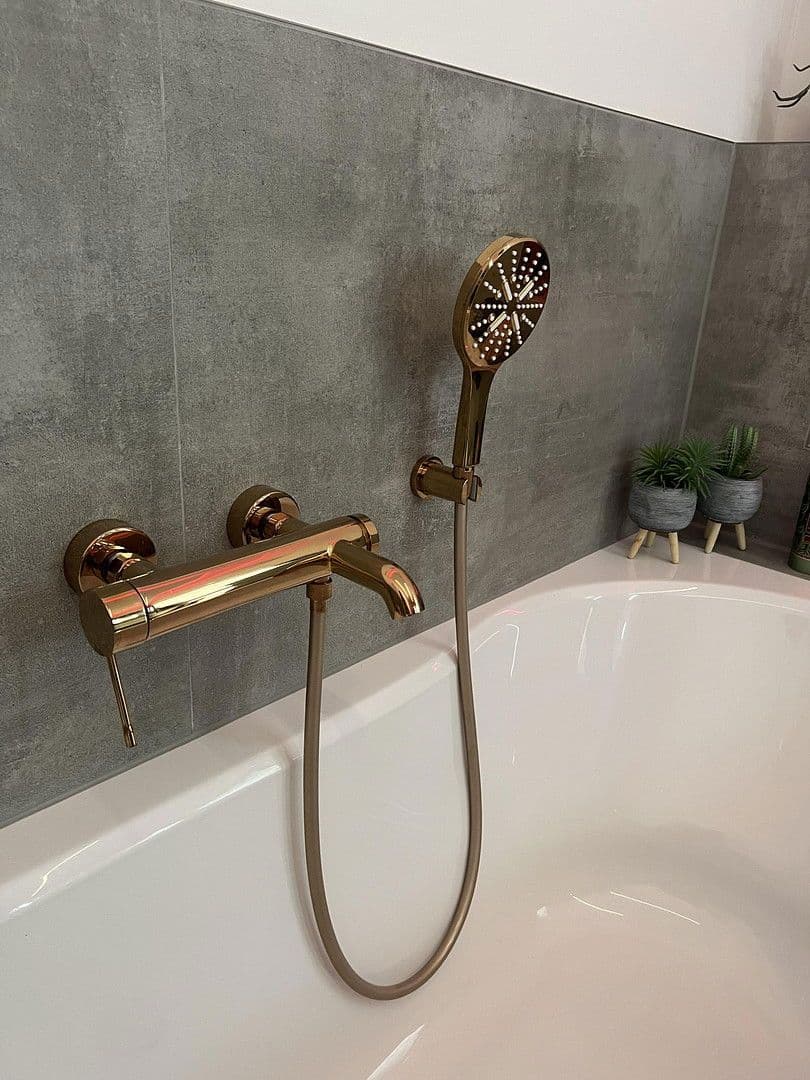 Prodej domu 250 m², pozemek 312 m², Wuppertal, Severní Porýní-Vestfálsko Prodej domu 250 m², pozemek 312 m², Wuppertal, Severní Porýní-Vestfálsko