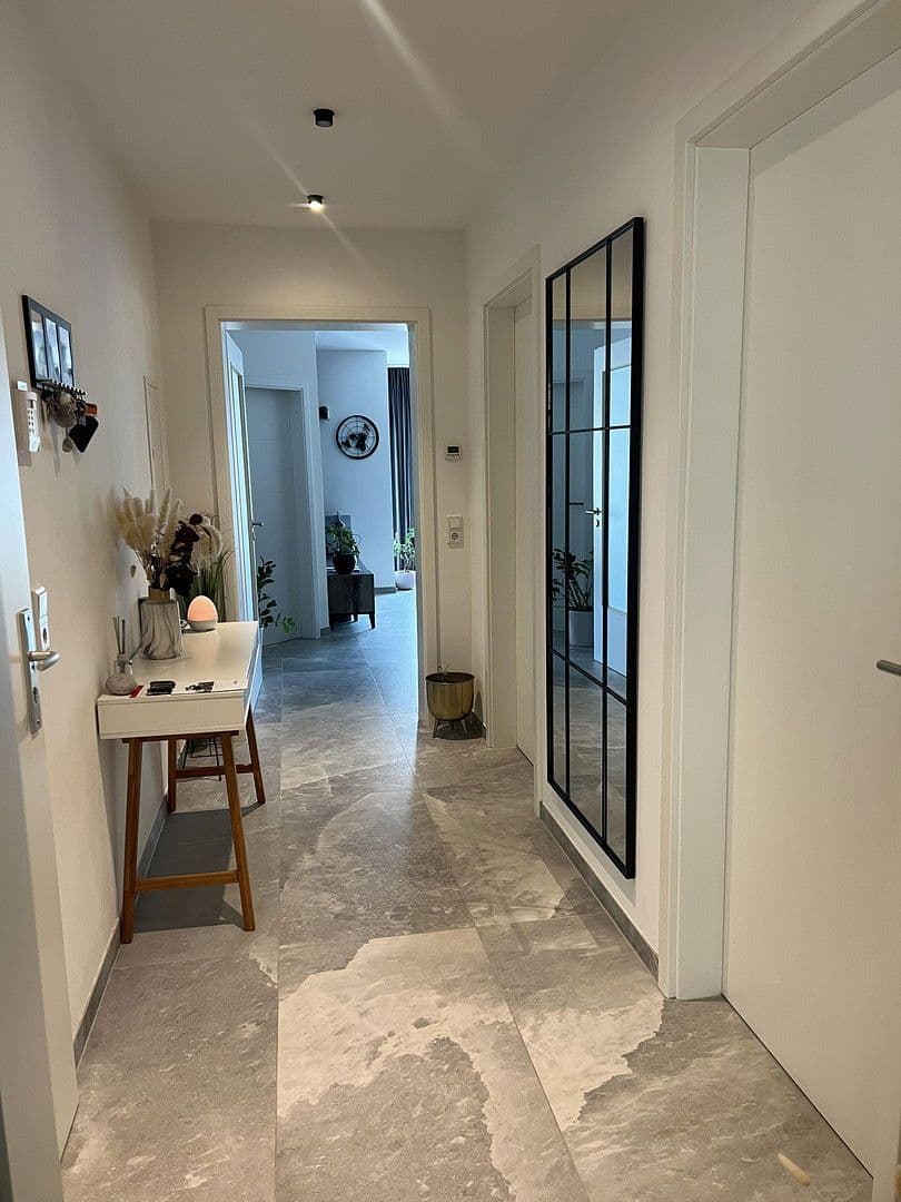 Prodej domu 250 m², pozemek 312 m², Wuppertal, Severní Porýní-Vestfálsko Prodej domu 250 m², pozemek 312 m², Wuppertal, Severní Porýní-Vestfálsko