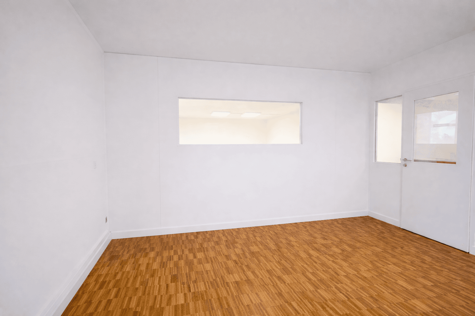 Pronájem kanceláře 65 m², Minden, Severní Porýní-Vestfálsko Pronájem kanceláře 65 m², Minden, Severní Porýní-Vestfálsko