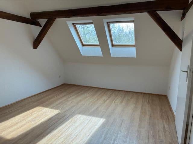 Pronájem bytu 3+kk 133 m², Alte Dorfstraße 1a, Seesen, Dolní Sasko Pronájem bytu 3+kk 133 m², Alte Dorfstraße 1a, Seesen, Dolní Sasko