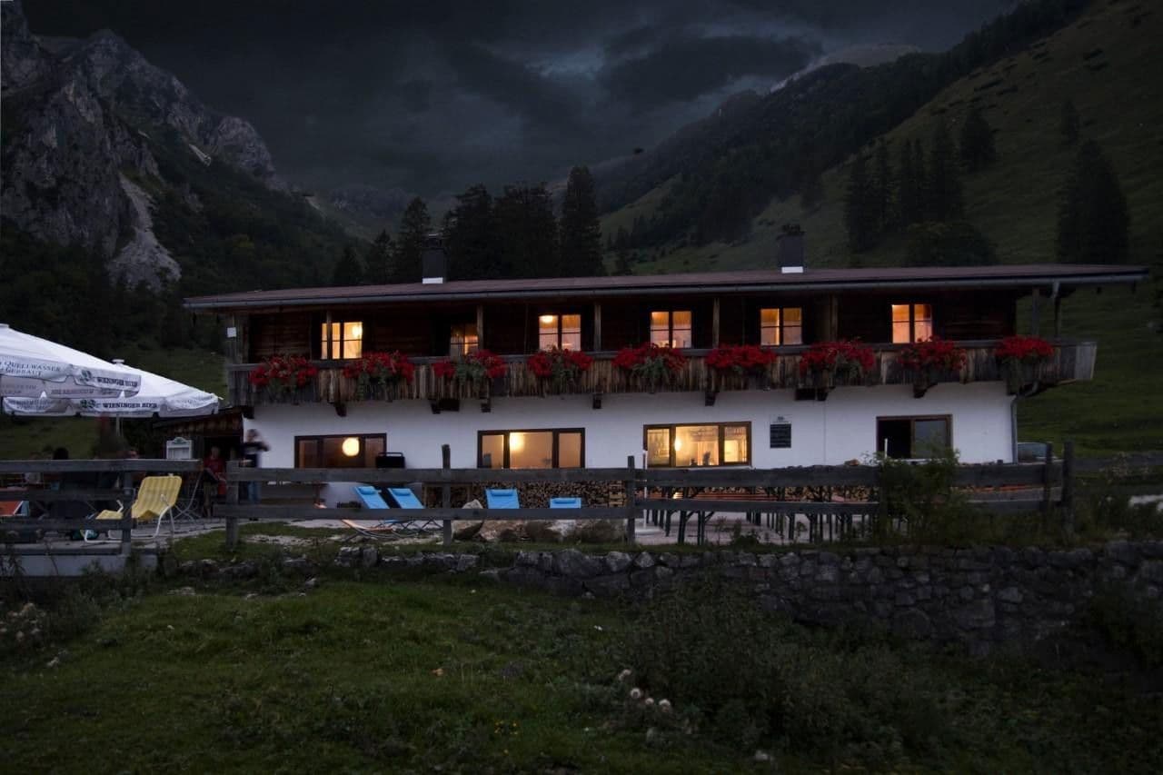 Prodej nebytového prostoru 935 m², Wuhrstein 17, Schleching, Bavorsko Prodej nebytového prostoru 935 m², Wuhrstein 17, Schleching, Bavorsko