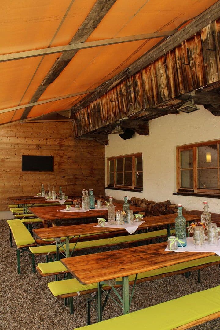 Prodej nebytového prostoru 935 m², Wuhrstein 17, Schleching, Bavorsko Prodej nebytového prostoru 935 m², Wuhrstein 17, Schleching, Bavorsko