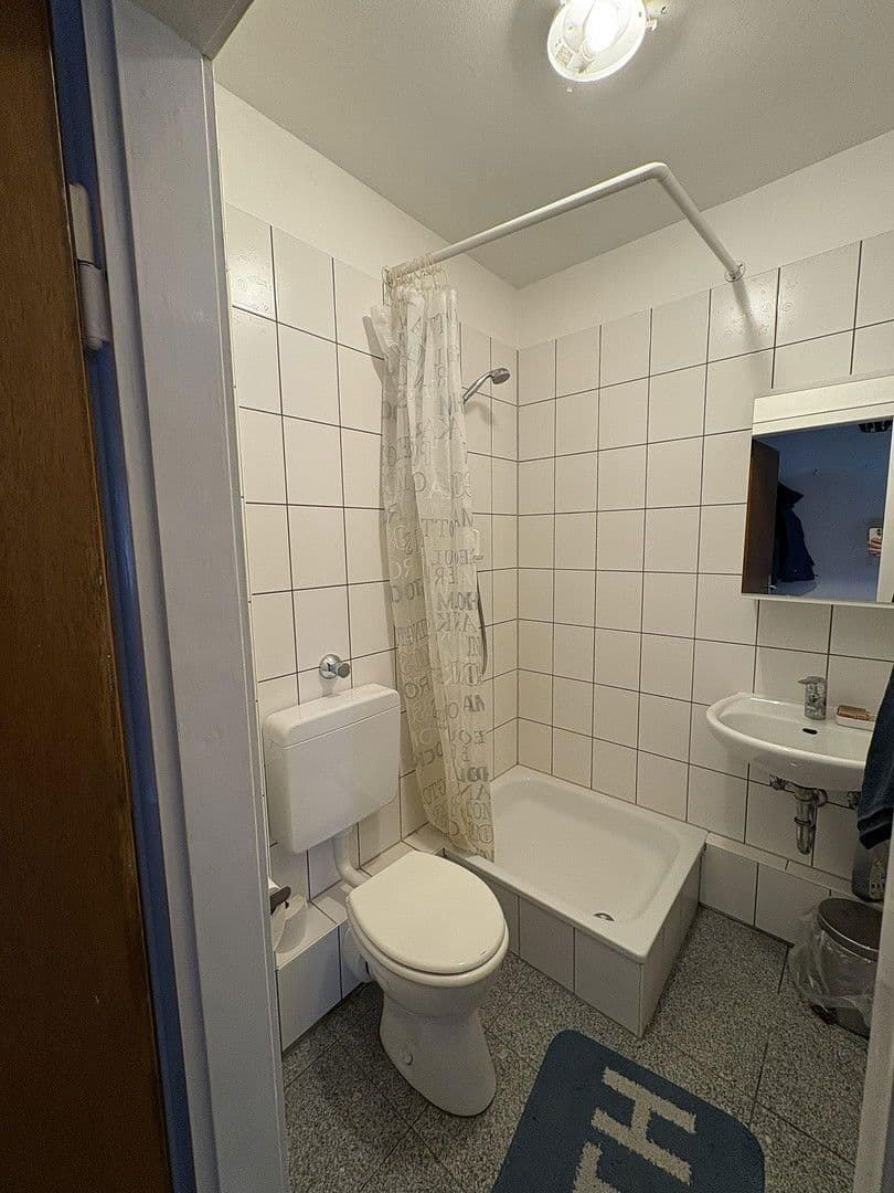 Pronájem bytu 3+1 65 m², Cáchy, Severní Porýní-Vestfálsko Pronájem bytu 3+1 65 m², Cáchy, Severní Porýní-Vestfálsko