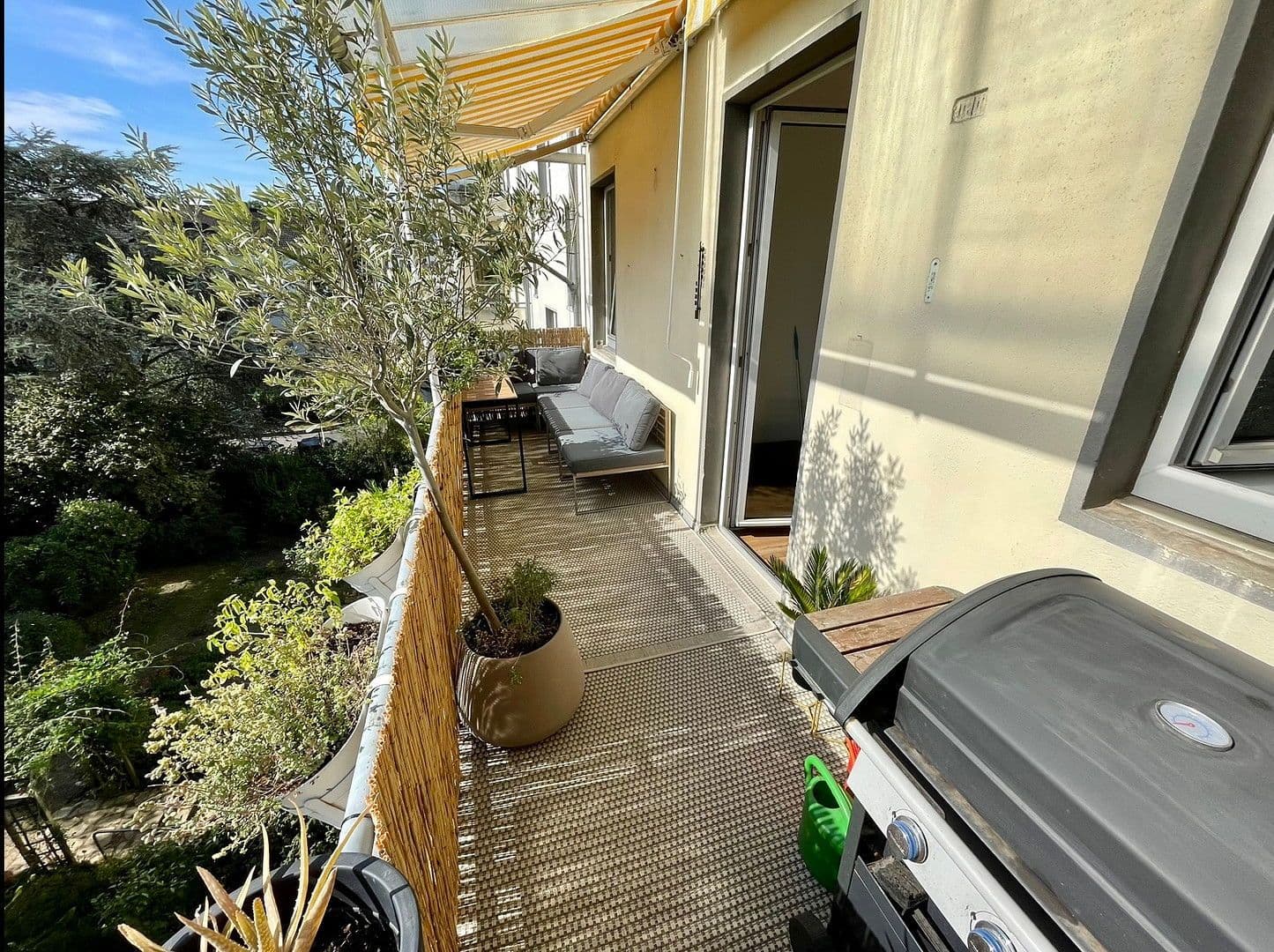 Pronájem bytu 4+1 112 m², Cracauer Straße 75, Krefeld, Severní Porýní-Vestfálsko Pronájem bytu 4+1 112 m², Cracauer Straße 75, Krefeld, Severní Porýní-Vestfálsko