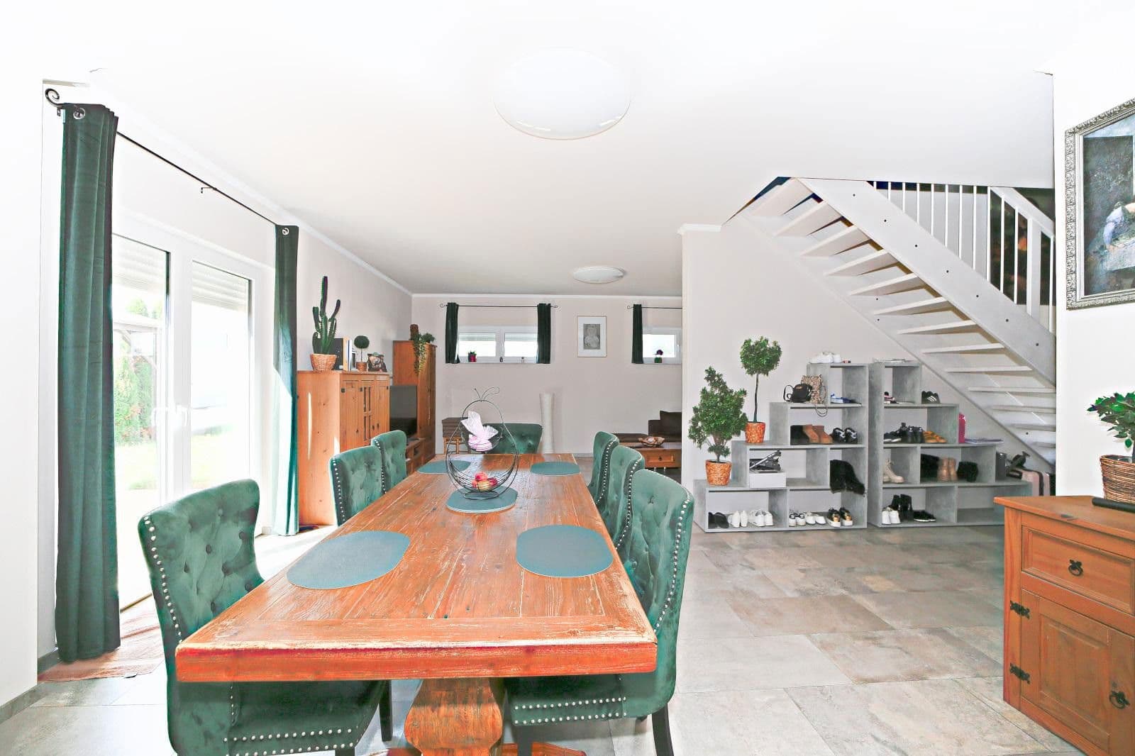 Prodej domu 160 m², pozemek 469 m², Schwalbenweg 1, Ottenbach, Bádensko-Württembersko Prodej domu 160 m², pozemek 469 m², Schwalbenweg 1, Ottenbach, Bádensko-Württembersko